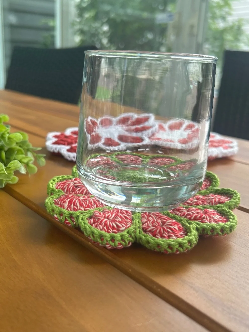 Handmade Vintage Retro Flower Coaster Red Green Christmas